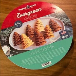 Nordic Ware Evergreen tree Cakelet Pan- new